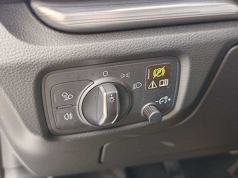Audi A3 1.6 TDI/85kW S-Line - fotka 26 z 28