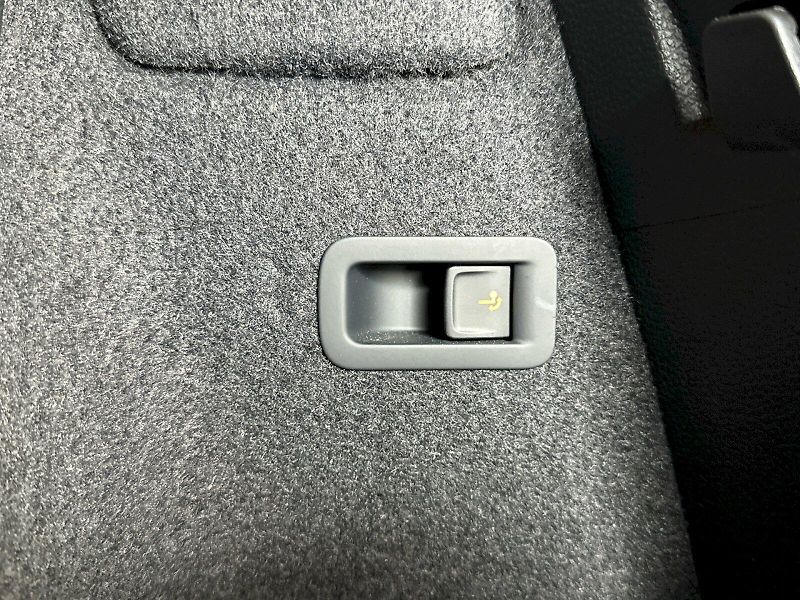 Škoda Karoq (2024) DSG 1.5TSI 110kW Selection Fre - fotka 26 z 28