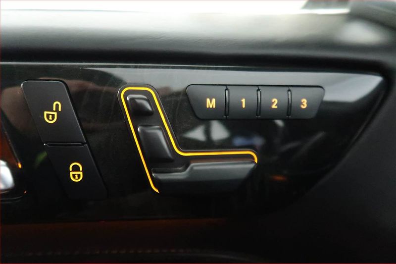Mercedes-Benz GL (2015) 350 CDI - fotka 20 z 24