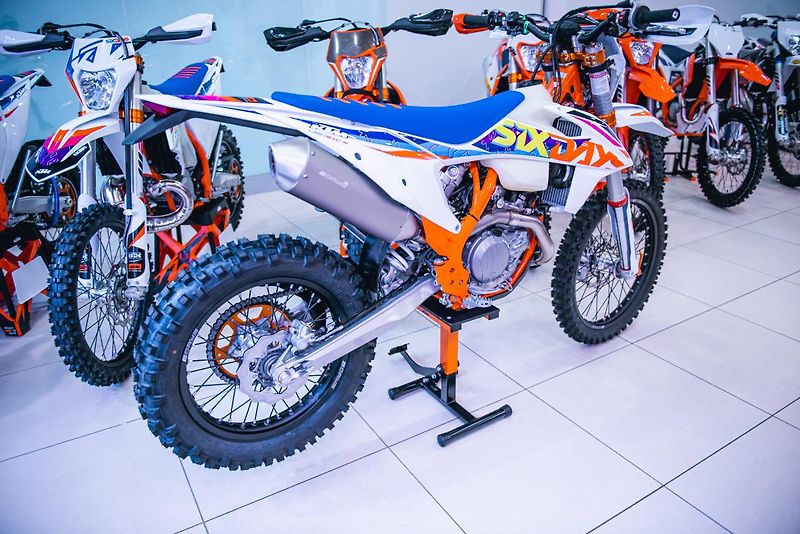 KTM 450 EXC SIX DAYS NOVÁ 0 KM  - fotka 36 z 50