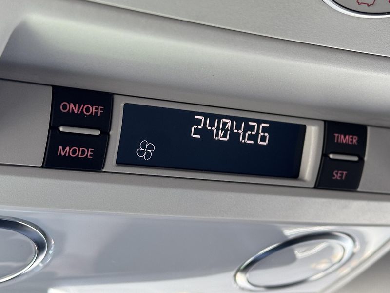 Volkswagen Multivan (2017) 2.0TDi DSG Highline RZV - fotka 48 z 54