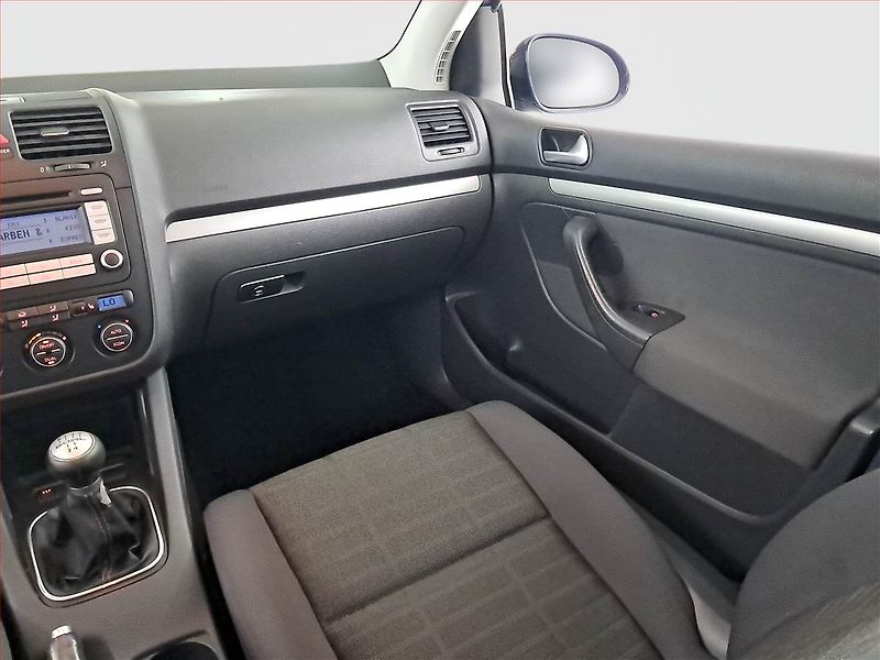 Volkswagen Golf (2006) 1.9 TDI , nová STK, zamluveno - fotka 8 z 15