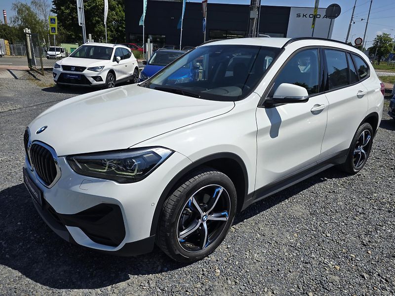 BMW X1 sDrive18d NAVI LED TOP STAV ČR - fotka 13 z 29
