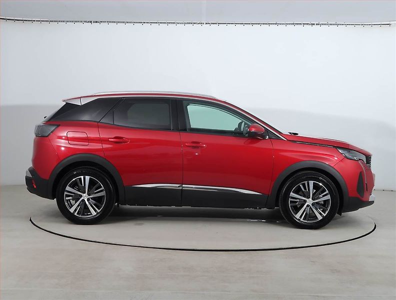 Peugeot 3008 (2021) 1.2 PureTech - fotka 6 z 23