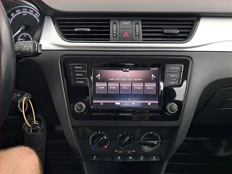 Škoda Rapid (2019) Ambition 1.0 TSI, Serv.kniha - fotka 12 z 17