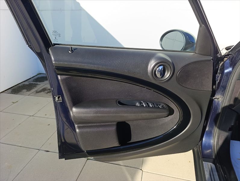 Mini Countryman 2,0 d Automat Navi Panorama LE - fotka 12 z 32