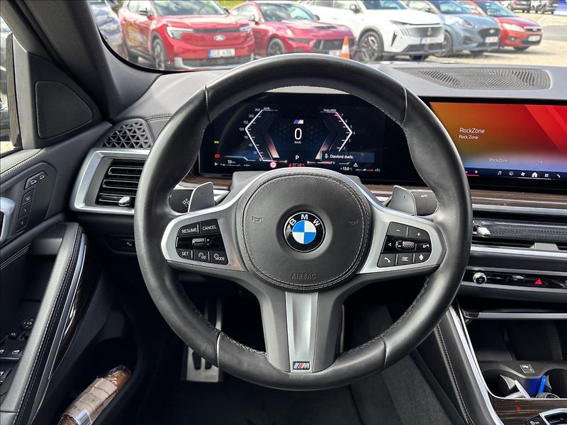 BMW X6 3,0 40i 280kW M-Sport xDrive - fotka 19 z 46