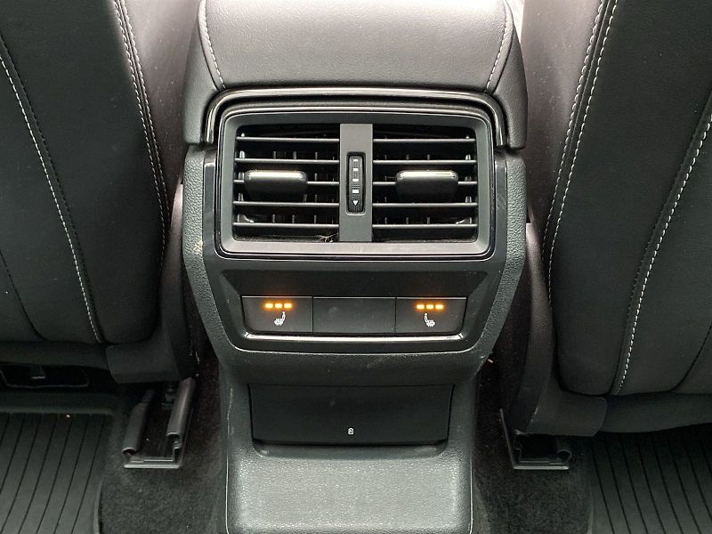Škoda Kodiaq (2019) 2.0 TDI 4x4 DSG SportLine - fotka 30 z 38