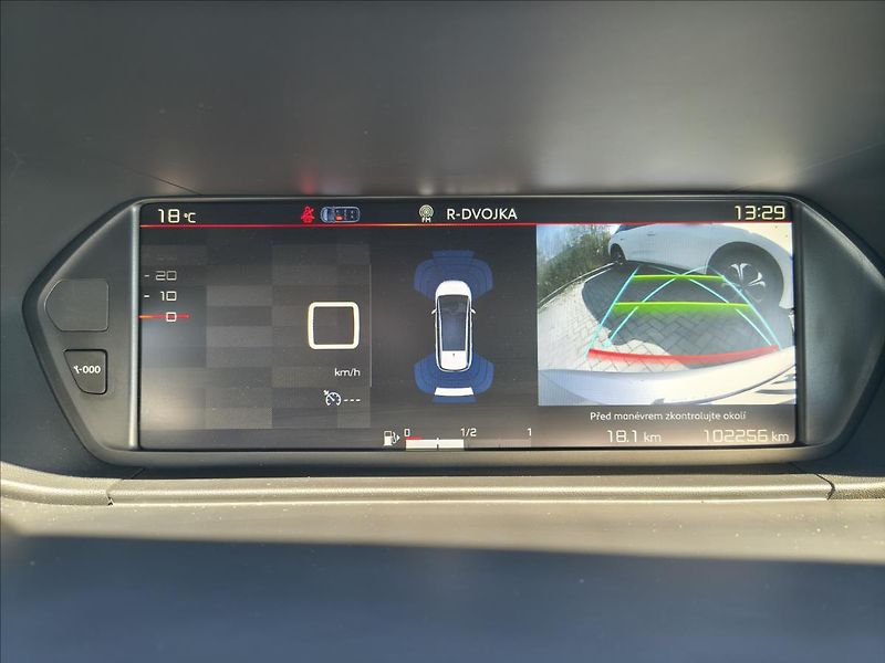 Citroën C4 SpaceTourer 1,2   FEEL Pack - fotka 19 z 19