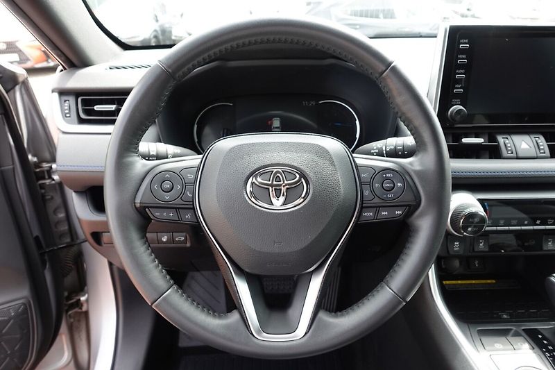 Toyota RAV4 2.5HSD 178 - 1 CVT (4x4) Selec - fotka 18 z 33