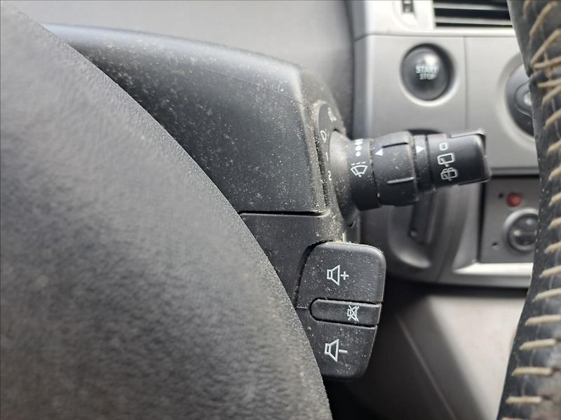 Renault Scénic 1,5 dCi - fotka 21 z 35