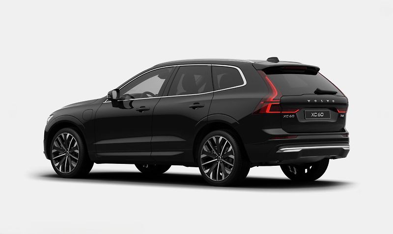 Volvo XC60 (2026) T6 AWD PLUS BRIGHT AUT - fotka 3 z 13