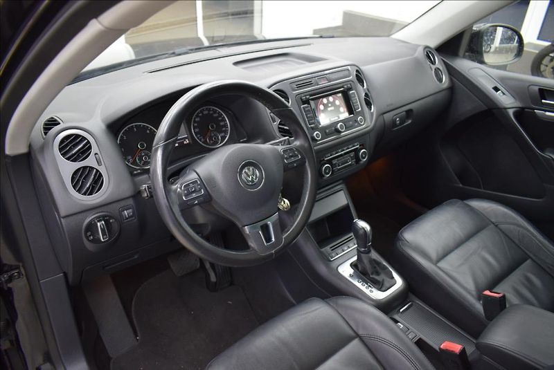 Volkswagen Tiguan 2,0 TDi, Sport&Style,DSG,Xen, - fotka 9 z 37