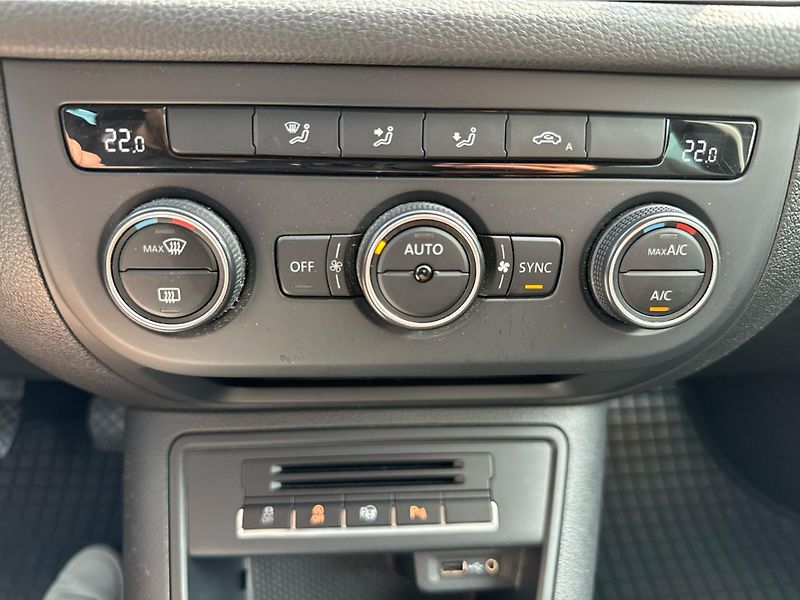 Volkswagen Tiguan 2.0 TDI  81 kw Trend & Fun - fotka 14 z 19