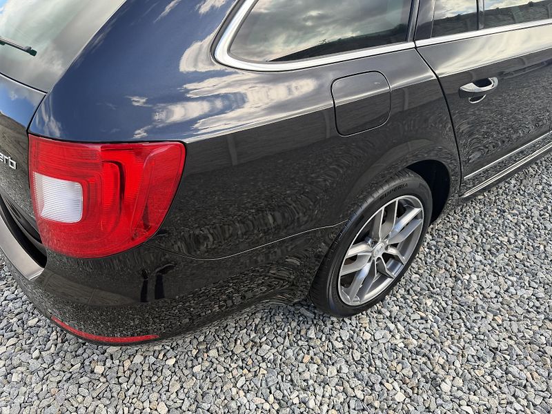 Škoda Superb 2.0TDi 170PS 6R 4x4 0% KOROZE! - fotka 47 z 157