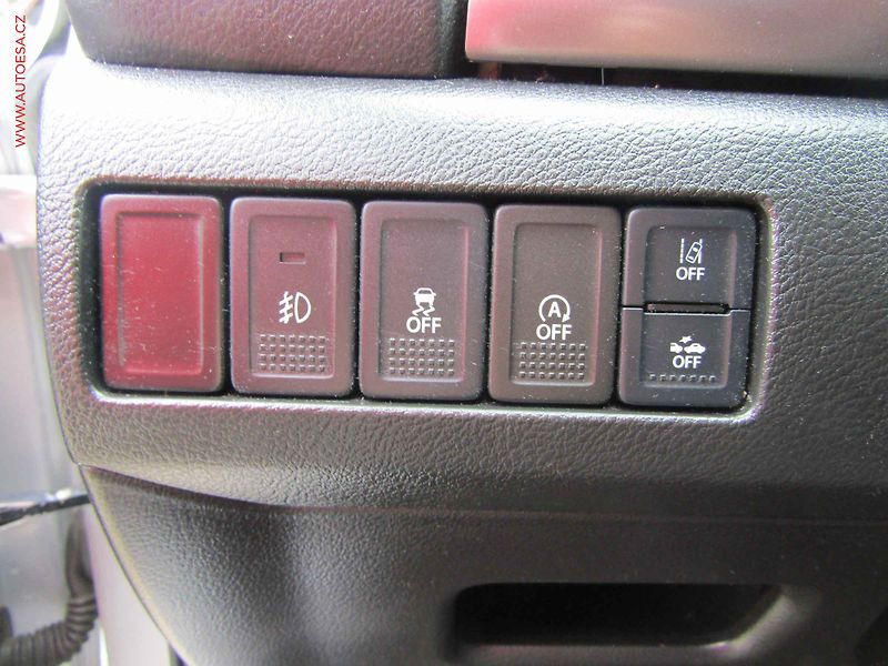 Suzuki Vitara (2022) 1.4 BJet, ČR, Premium, STK3 - fotka 16 z 16