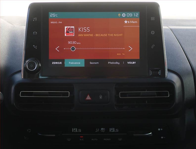 Citroën Berlingo (2019) Maxi Feel 1.2 PureTech, 5Míst - fotka 12 z 18