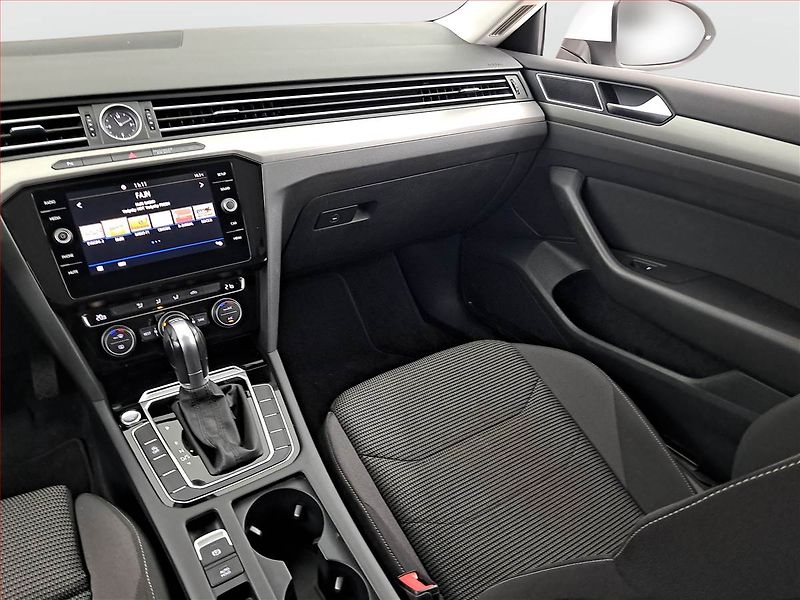 Volkswagen Arteon (2018) 1.5 TSI, Automat, Tempomat - fotka 8 z 21