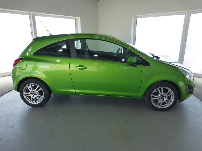 Opel Corsa (2013) 1,4i-74KW-SPORT!*AC*+SADA KOL* - fotka 4 z 24