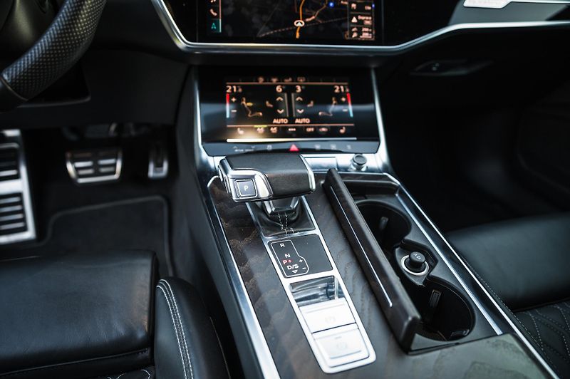 Audi S6 (2019) Panorama| B&O| Vzduch| Webasto - fotka 7 z 15