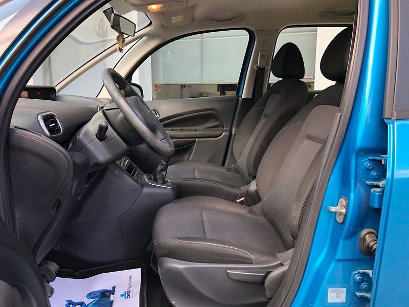 Citroën C3 Picasso (2009) 1.4i - fotka 9 z 24
