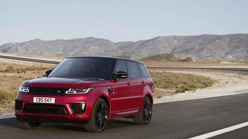 Range Rover Sport SVR.