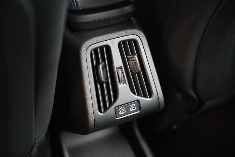 BMW X1 xDrive20d - fotka 15 z 17