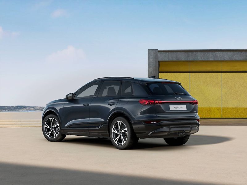 Audi Q6 e-tron quattro 100kWh - fotka 21 z 22