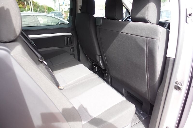 Toyota ProAce Verso 2.0D-4D 180 8AT L2 CrewCab Mul - fotka 13 z 30