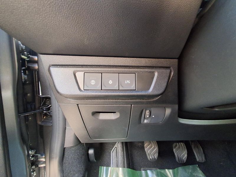 Dacia Sandero (2026) Journey Eco-G 120 - fotka 20 z 37