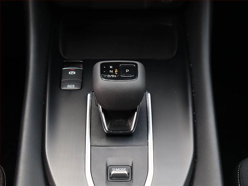 Nissan Qashqai (2024) N-Connecta 1.3 DIG-T MHEV - fotka 11 z 20