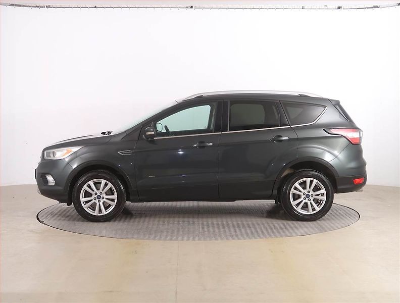 Ford Kuga (2016) 2.0 TDCi, 4X4, Navi, Tempomat - fotka 3 z 19