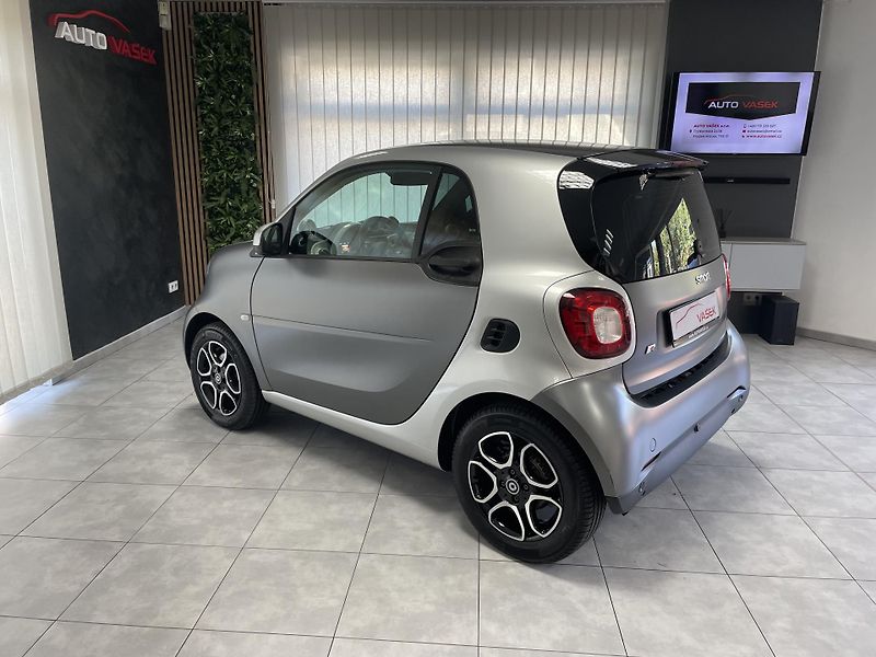 Smart Fortwo 0.9i AUTOMAT ČR 1.MAJ NAVI   - fotka 9 z 25
