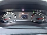 Peugeot 2008 1,2 i ALLURE DPH 1.maj původČR - náhled 26