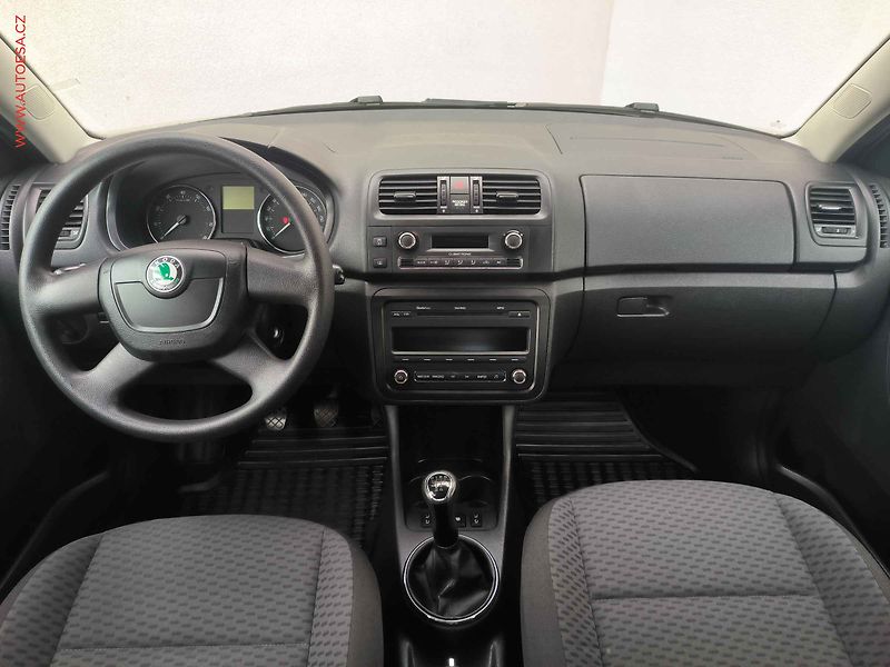 Škoda Fabia (2010) 1.2 TSi, Style, +kola - fotka 8 z 16