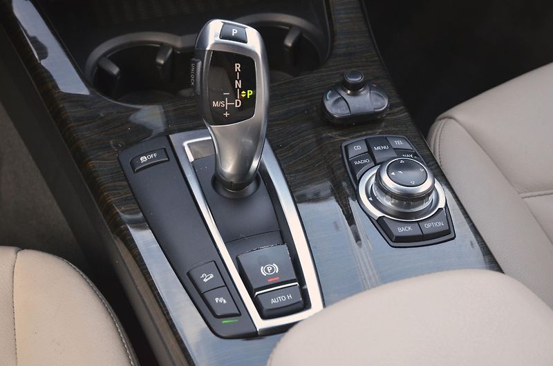 BMW X3 (2012) xDrive 20d 135kW AUTOMAT / ČR - fotka 29 z 36