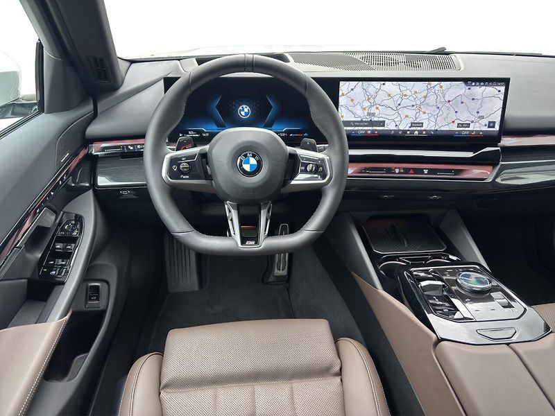 BMW Řada 5 520d xDrive M-Sport Pro Venti - fotka 6 z 12