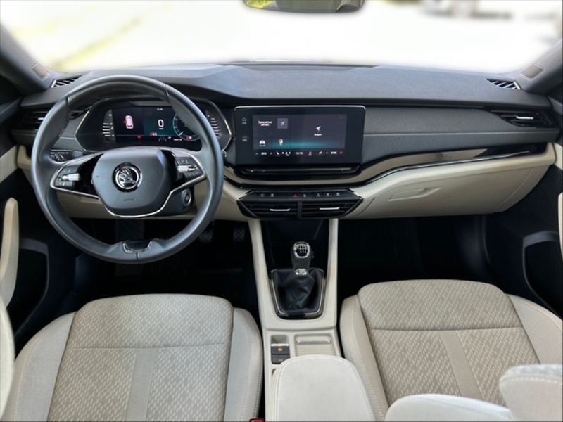 Škoda Octavia 2,0 TDI Style - fotka 9 z 11