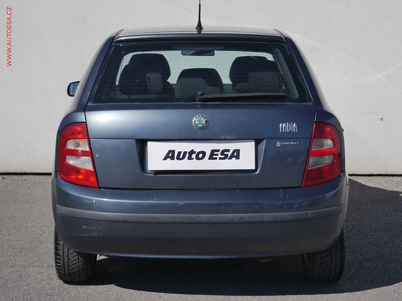 Škoda Fabia (2004) 1.2i, ČR, AC, STK2/28 - fotka 5 z 15