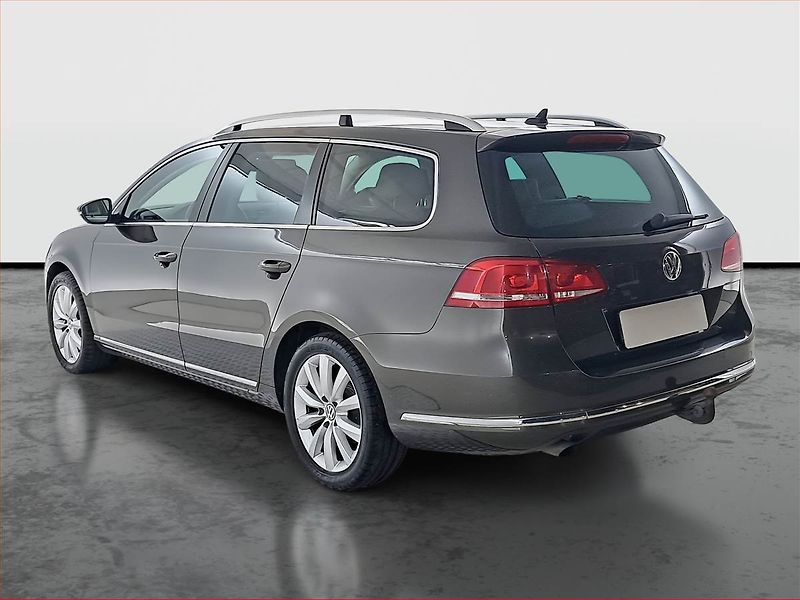 Volkswagen Passat (2013) 1.4 TSI, Park. senzory - fotka 4 z 19