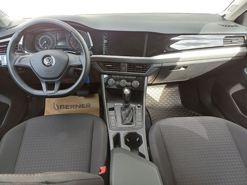 Volkswagen Bora elektromotor 100 kW - fotka 9 z 22