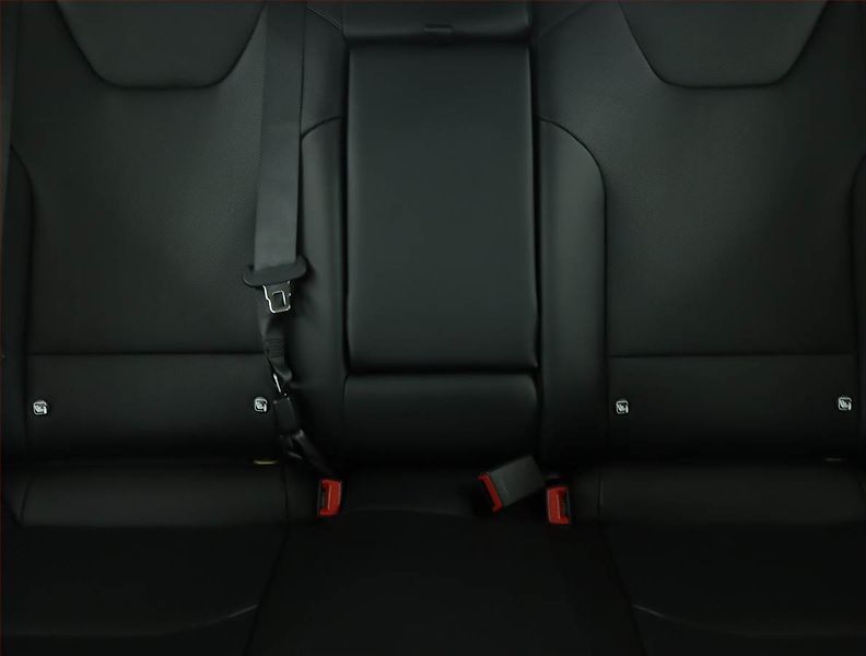 Kia K4 (2026) 1.6 T-GDI, Mrtvý úhel - fotka 10 z 18