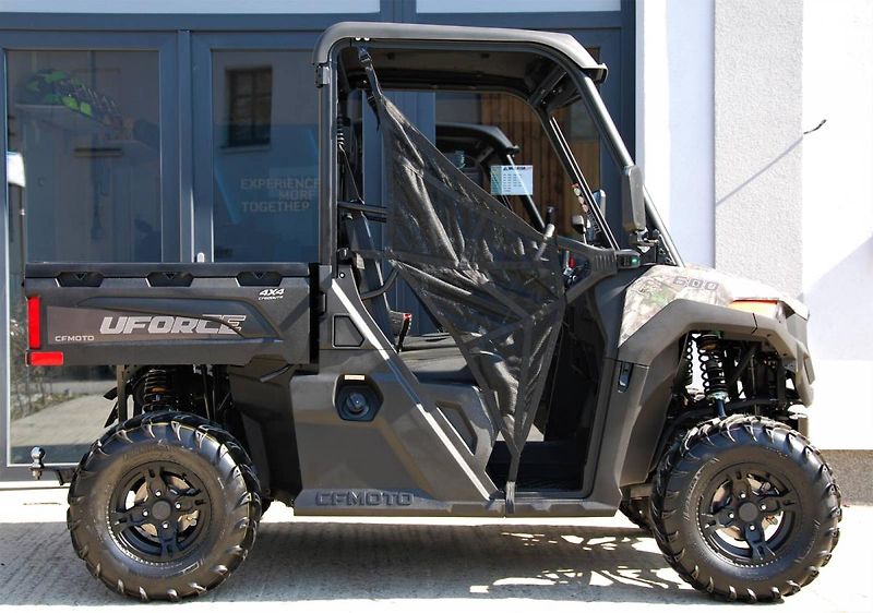 CFMOTO Gladiator UTV 625 (2026) UTV625 CAMO - fotka 2 z 21