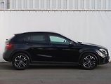 Mercedes-Benz GLA (2017) 220 d 4MATIC, 4X4 - náhled 6