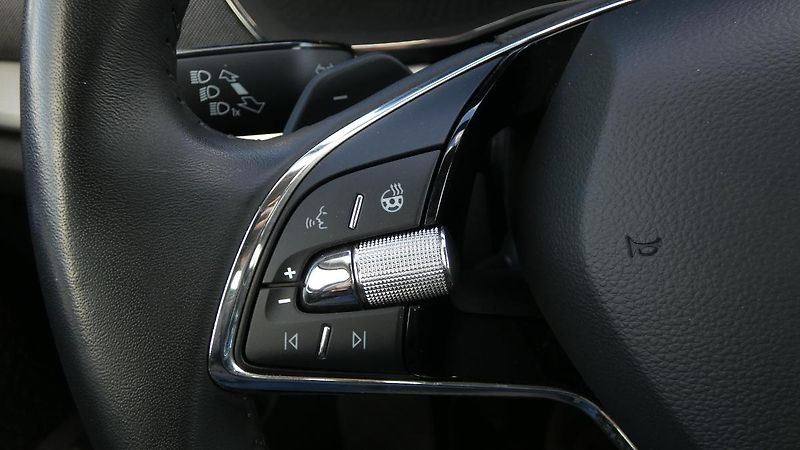 Škoda Octavia Combi 2,0 TDI Style DSG 110 kW - fotka 12 z 23