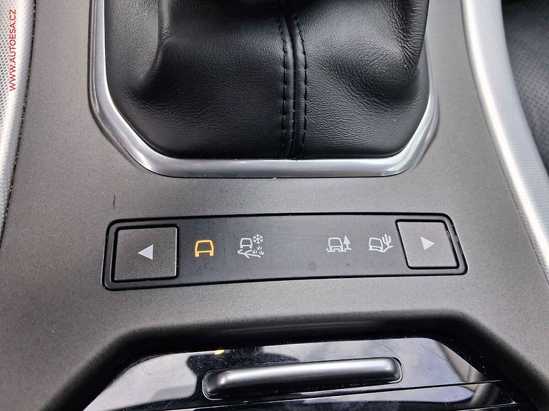 Land Rover Range Rover Evoque (2014) 2.2 SD4 4X4, Dynamic - fotka 16 z 18
