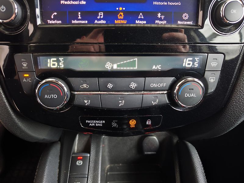 Nissan Qashqai (2019) 1.7 DCi 110kW 4x4 Acenta - fotka 16 z 21