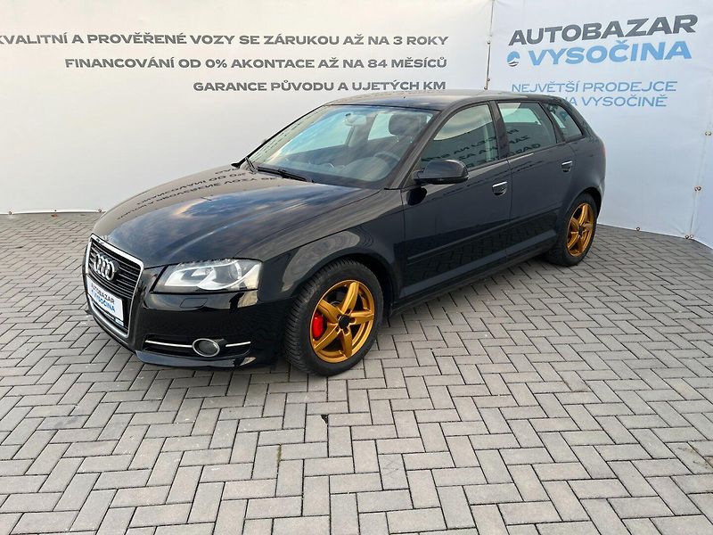 Audi A3 (2011) 1.6TDi 77kW! Sportback! - fotka 1 z 23