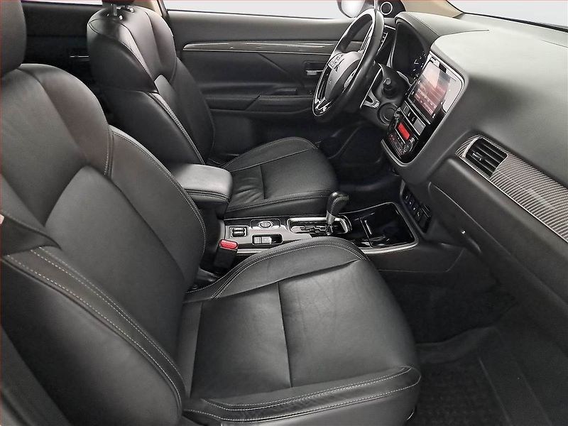 Mitsubishi Outlander (2019) 2.0 - fotka 9 z 20