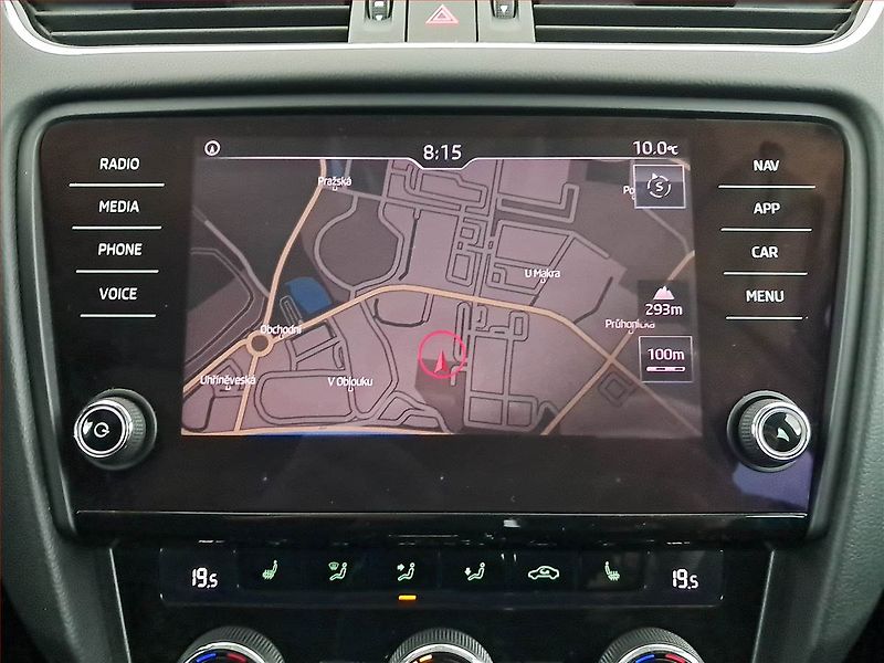 Škoda Octavia (2017) 2.0 TDI, Automat, Kůže, Navi - fotka 13 z 20